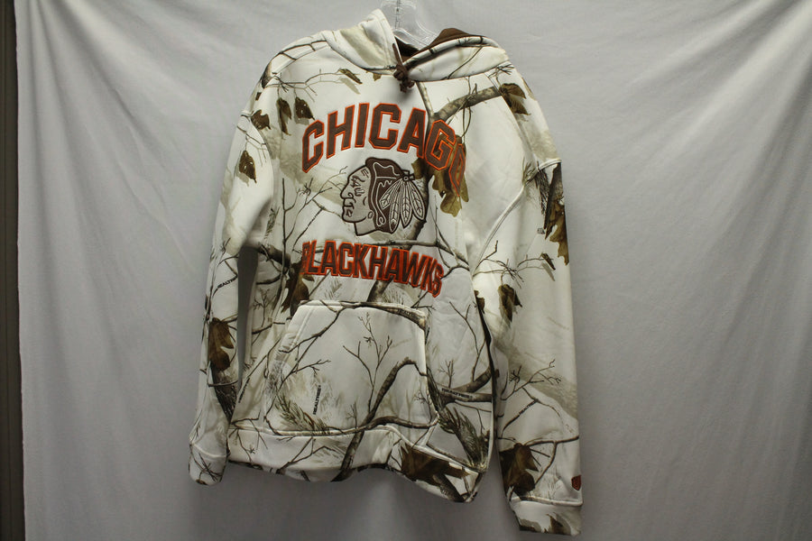 NHL Chicago Blackhawks Men's Parot Realtree Snow Fleece OTH Camo Hoodie