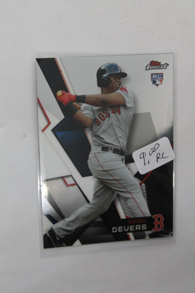 Rafael Devers Topps Finest Rookie Card