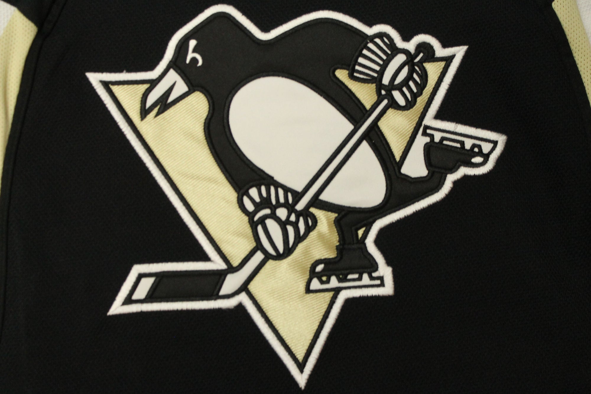 NHL Pittsburgh Penguins Reebok Youth S/M Crosby Premier Old Style Jersey