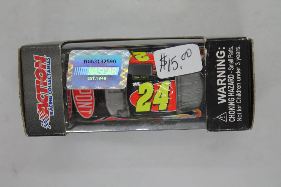 2012 Jeff Gordon #24 Dupont 1/64 diecast