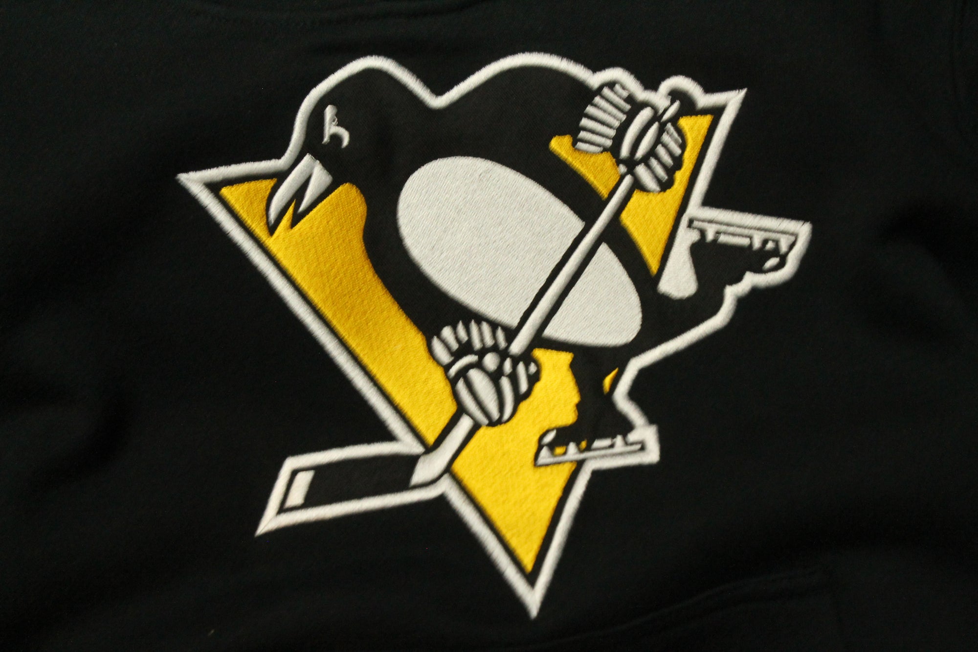NHL Pittsburgh Penguins Youth Hoodie - Youth Small