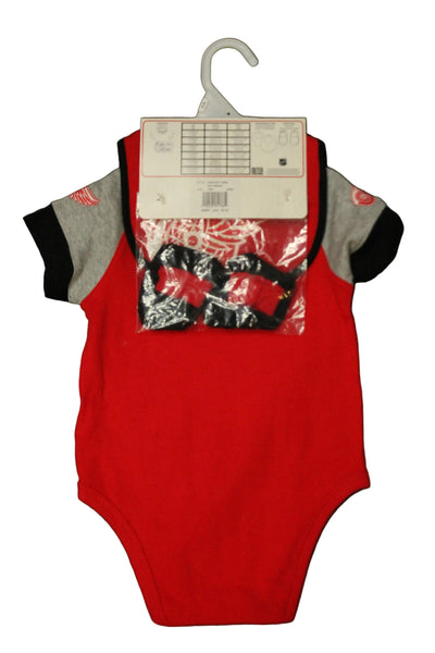 NHL Detroit Red Wings Infant Onsie, Booties & Bib Set