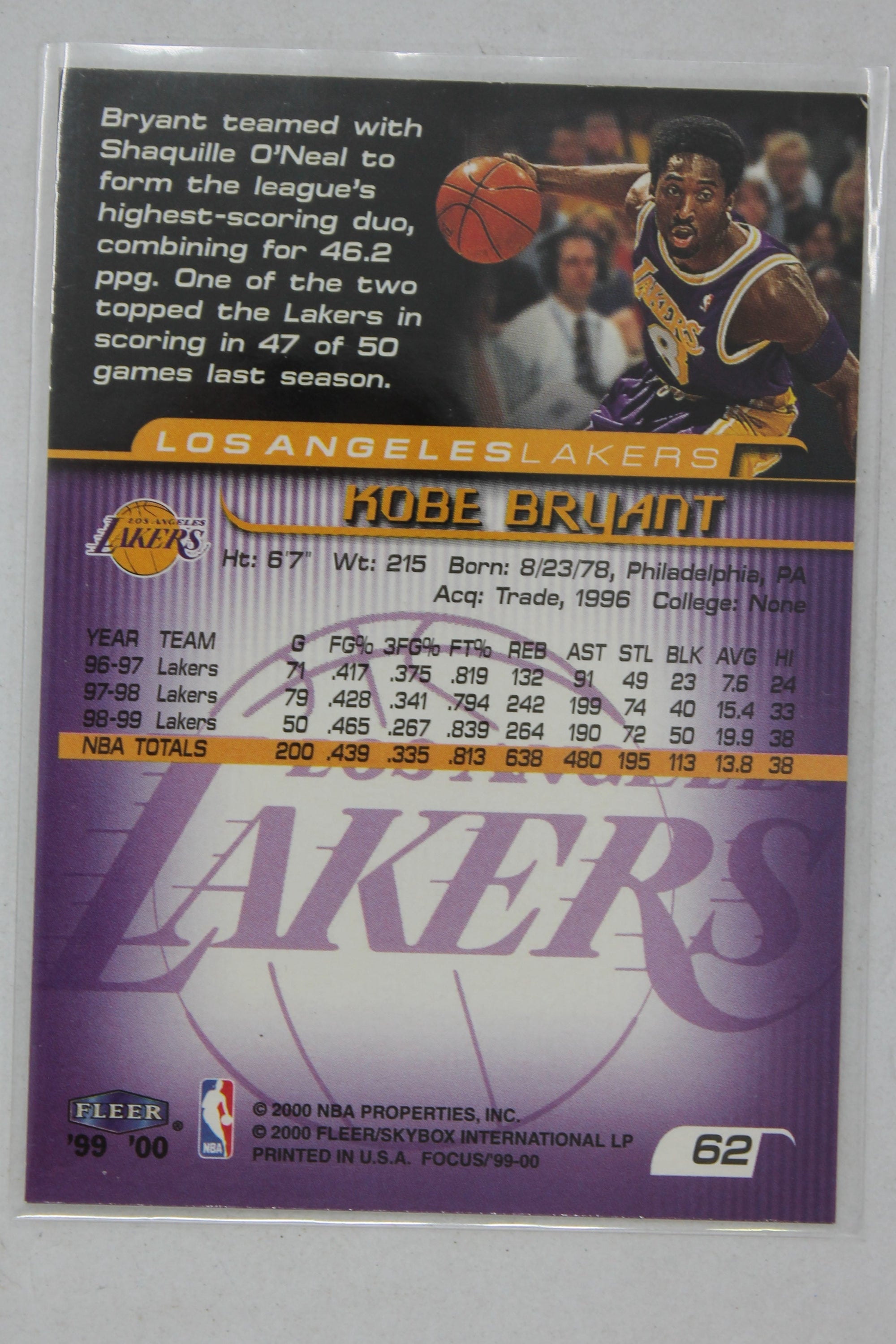 Kobe Bryant 1999-00 Fleer Focus Card