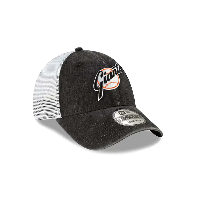 MLB San Fransico Giants New Era Snapback Cooperstown 9FORTY Trucker Hat