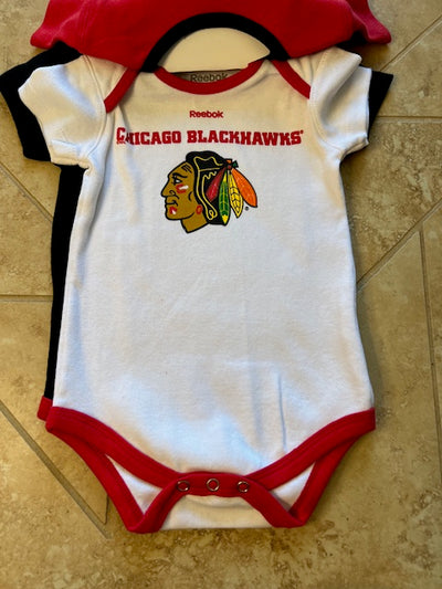 NHL Chicago Blackhawks Infant Reebok 3pc Bodysuit Set