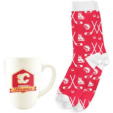 NHL Calgary Flames 14oz Retro Diner Mug with Socks (mens)
