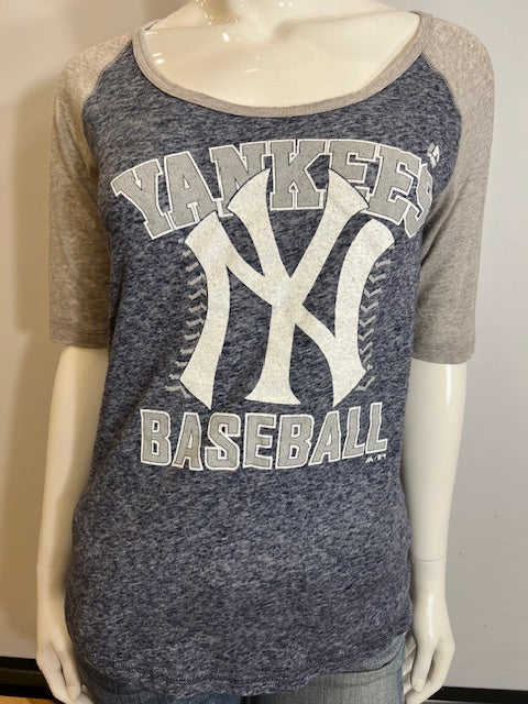 MLB New York Yankees Women's Majestic 3/4 Sleeve Tee (online only)