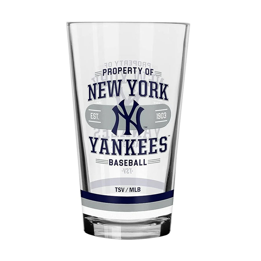 MLB New York Yankees 16 oz Property of Mixing Glass