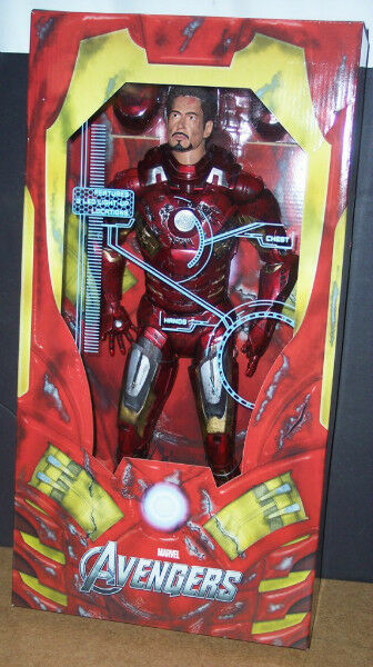 Avengers Battle Damaged Iron Man figurine à l'échelle 1/4