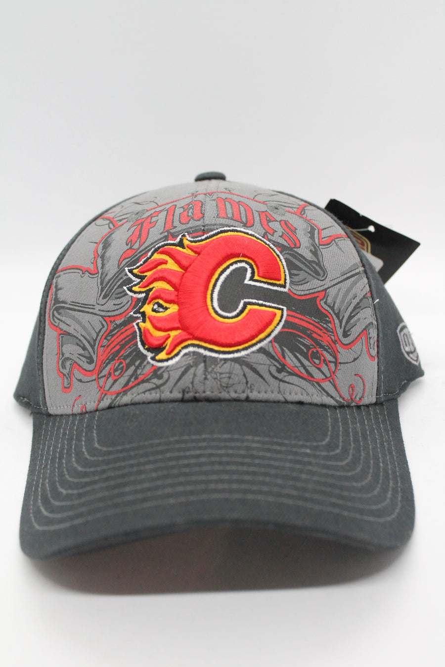 Calgary Flames - Defender Flex NHL Hat :: FansMania