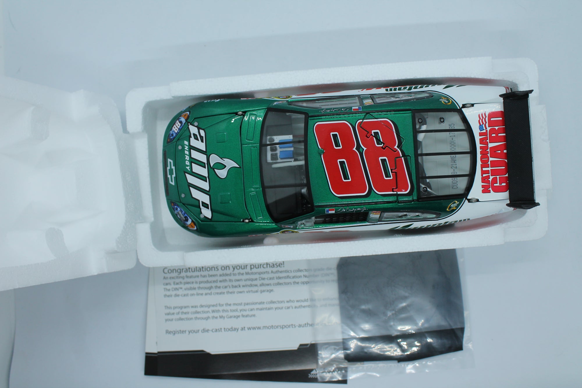 Dale Earnhardt Jr. #88 Amp Energy/National Guard 2009 Impala 1:24 Diecast Car