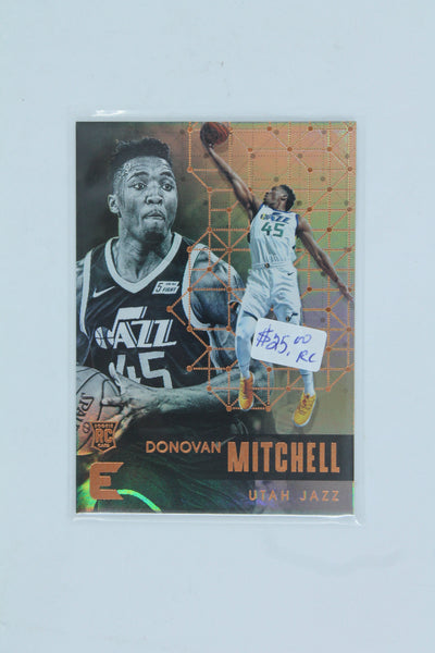 Donovan Mitchell 2017-18 Panini Essentials Rookie Card