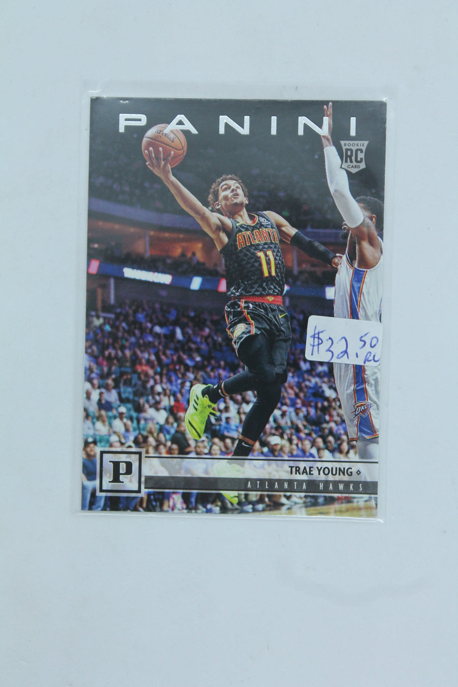 Trae Young 2018-19 Panini Chronicles Panini Rookie Card