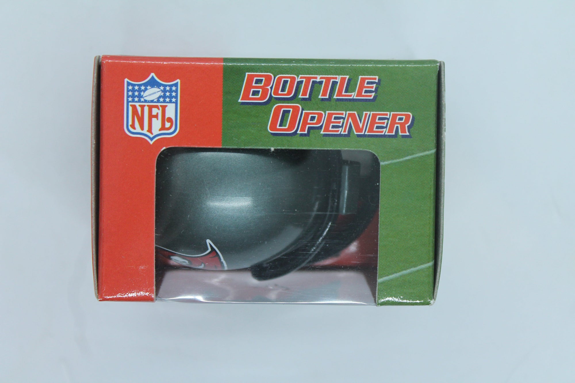 NFL - Tampa Bay Buccaneers Helmet Magnet Opener