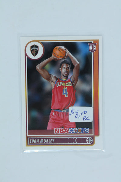 Evan Mobley 2021-22 Panini NBA Hoops Rookies Rookie Card