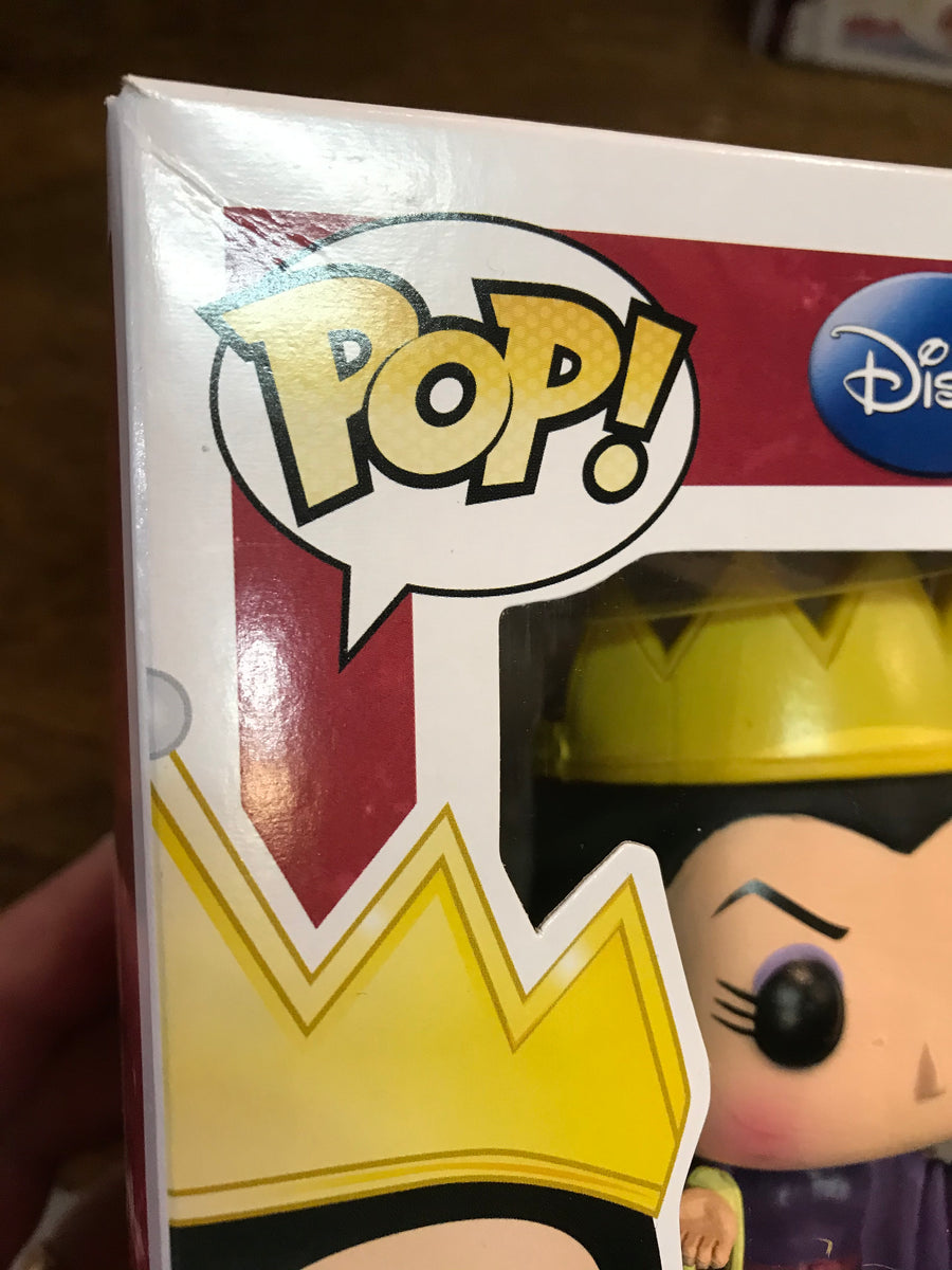 Funko POP Evil Queen #42 Disney (slightly damaged)