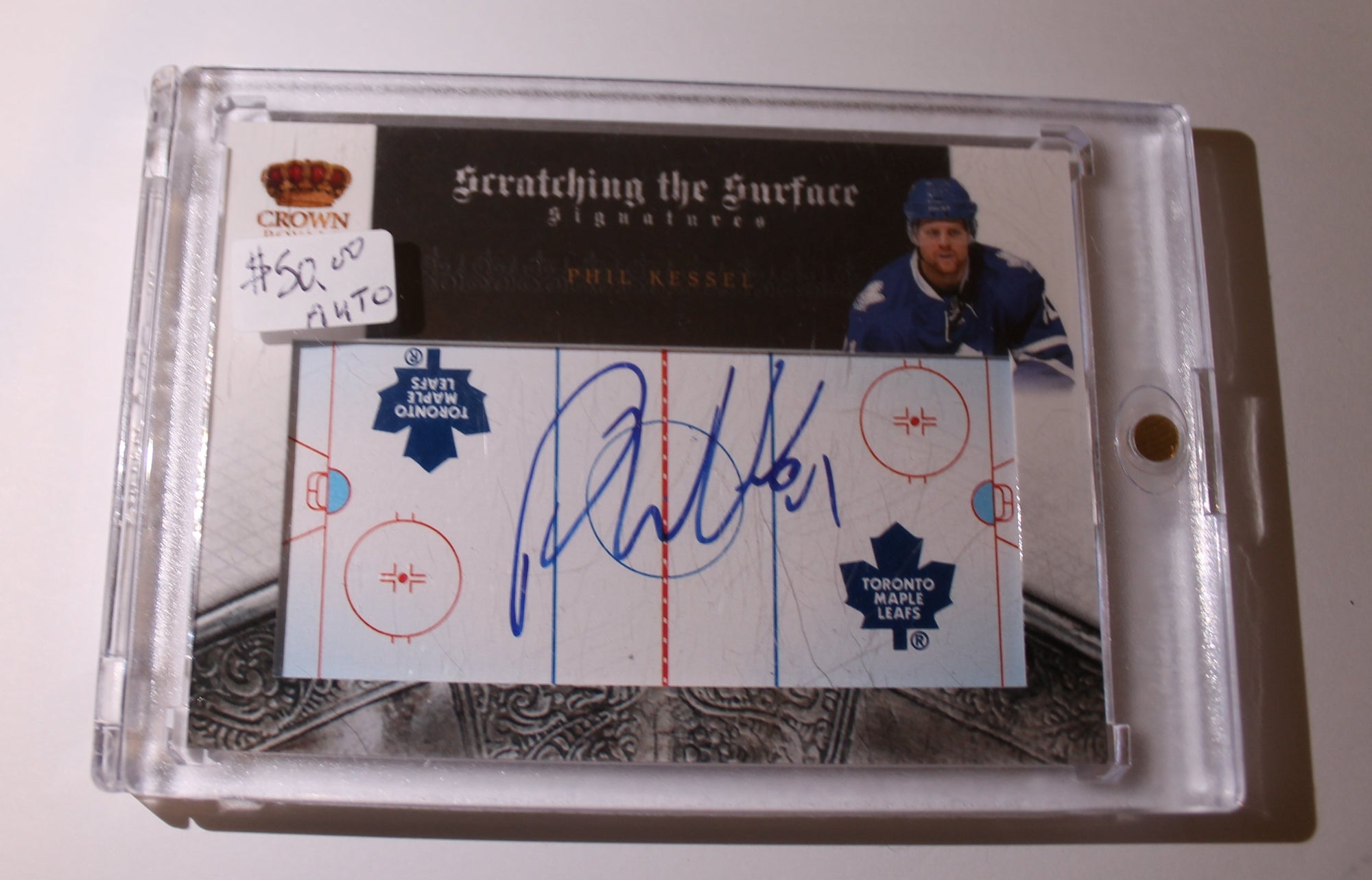 Phil Kessel 2010 Crown Royale Autographed Card #013/100