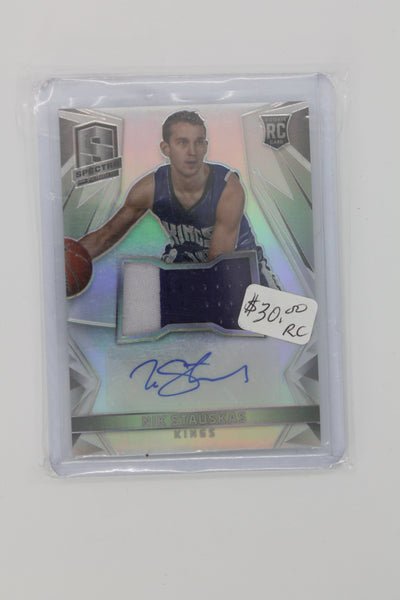 Nik Stauskas 2014-15 Panini Spectra Rookie Jersey Autographs Rookie Card