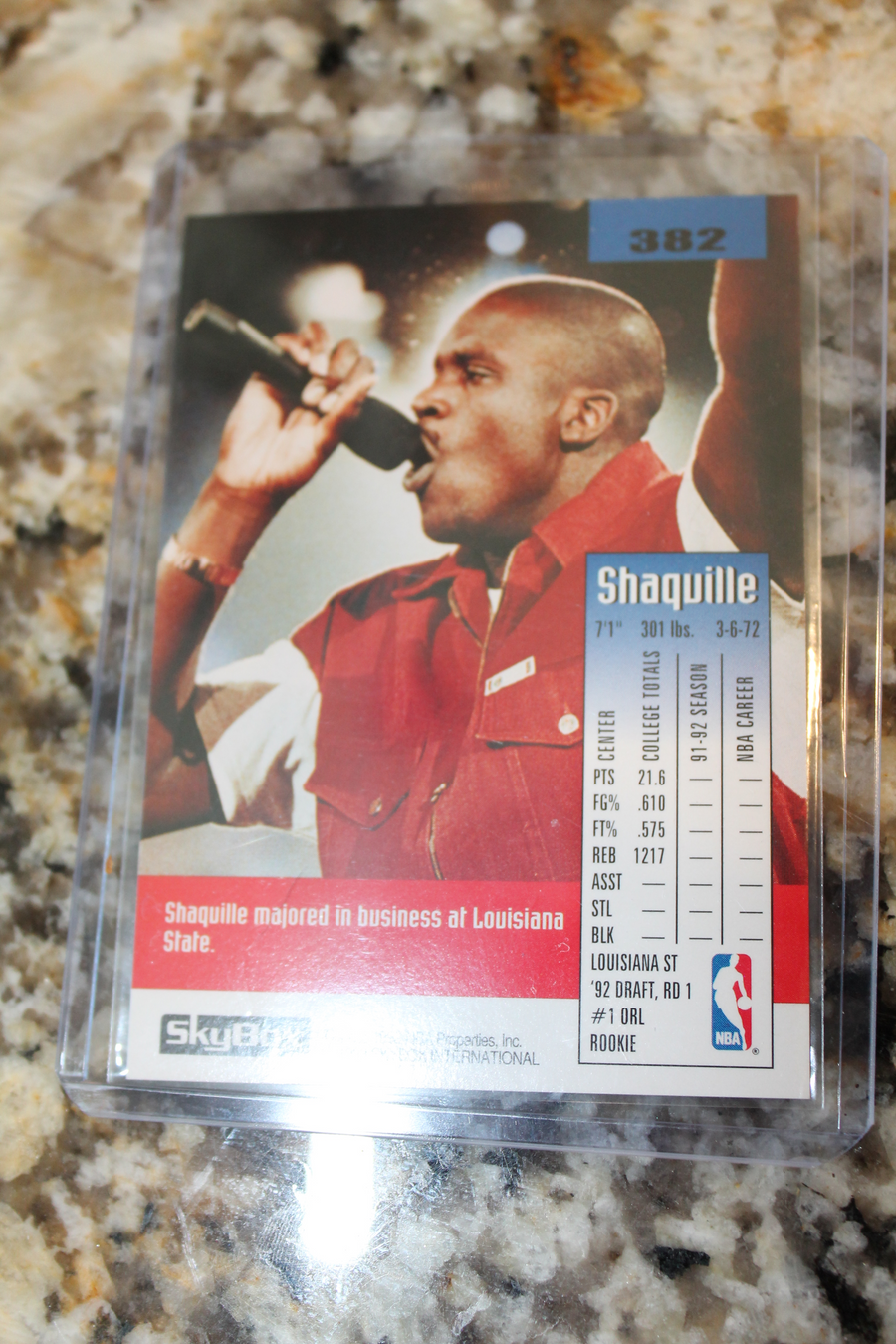 Shaquille O'Neal Skybox Rookie Card