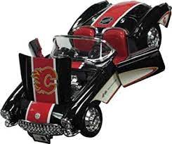 NHL Calgary Flames 1:24 Scale '57 Chevrolet Corvette Diecast