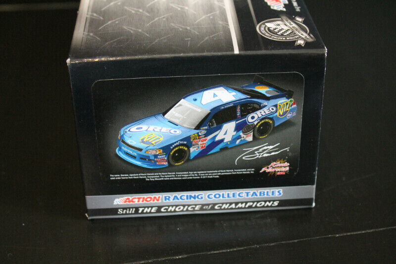 2011 Tony Stewart #4 Ritz Oreo 1:24 Diecast