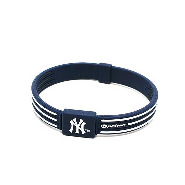 MLB New York Yankees Phiten Titanium Bracelet- SALE
